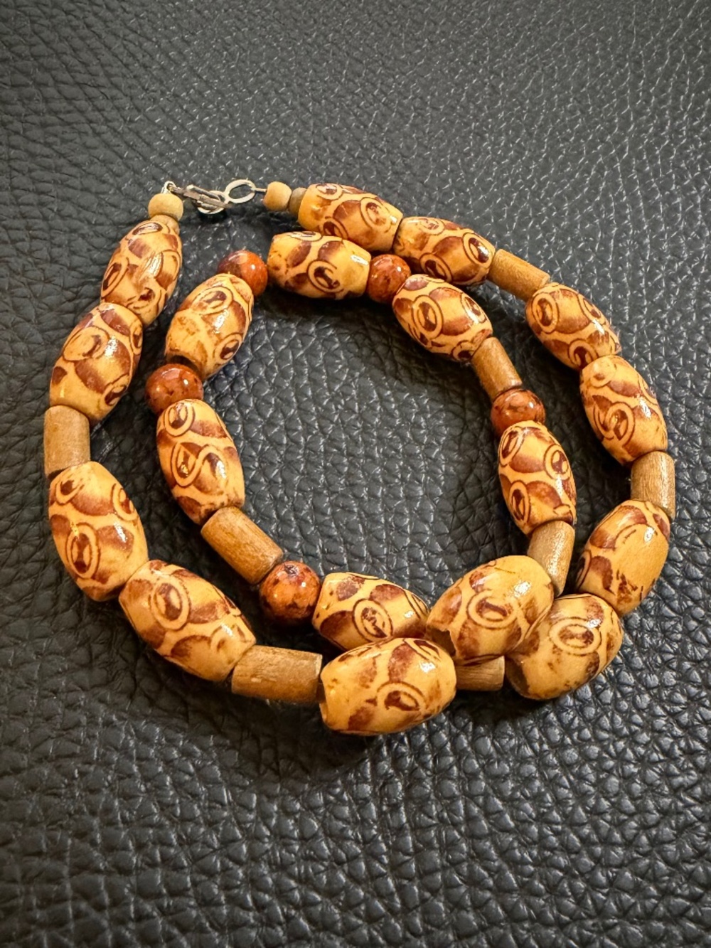 Vintage Wooden Beaded Choker Necklace 16"